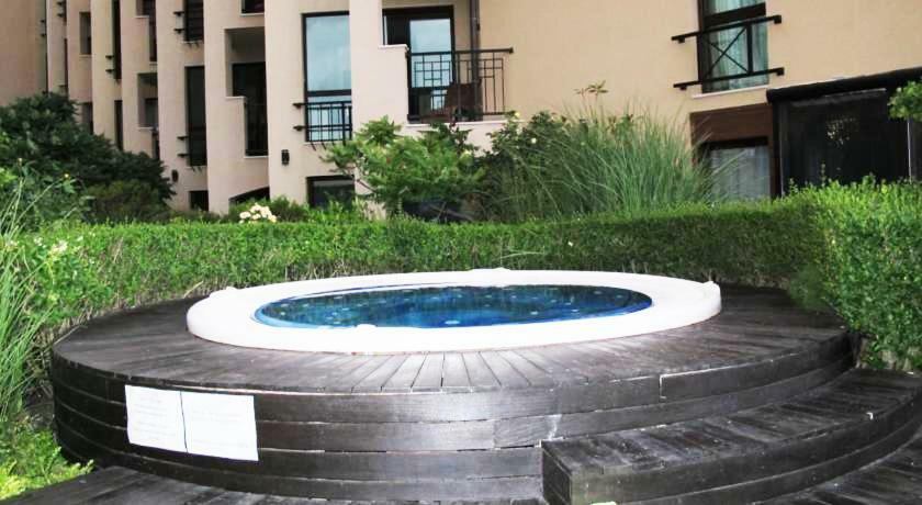Ferienwohnung Boutique Studio At Oasis Vip Club Slantschew brjag Exterior foto